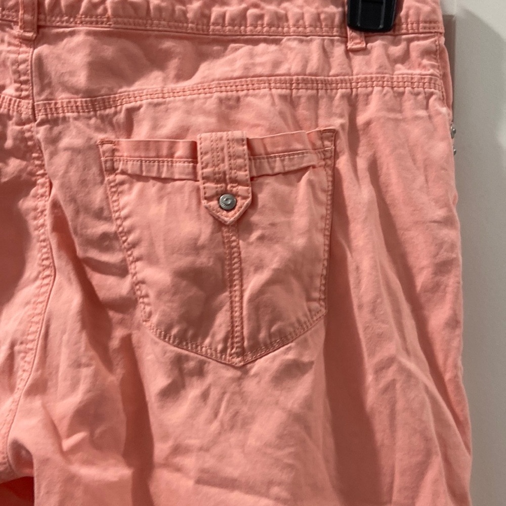 Peach Women's Shorts Brandolino Brandy size 8 shorts Bermuda - Picture 7 of 13